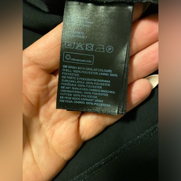 H&M Short Dress - 3/4 sleeve - size 10 - Picture 5 of 7